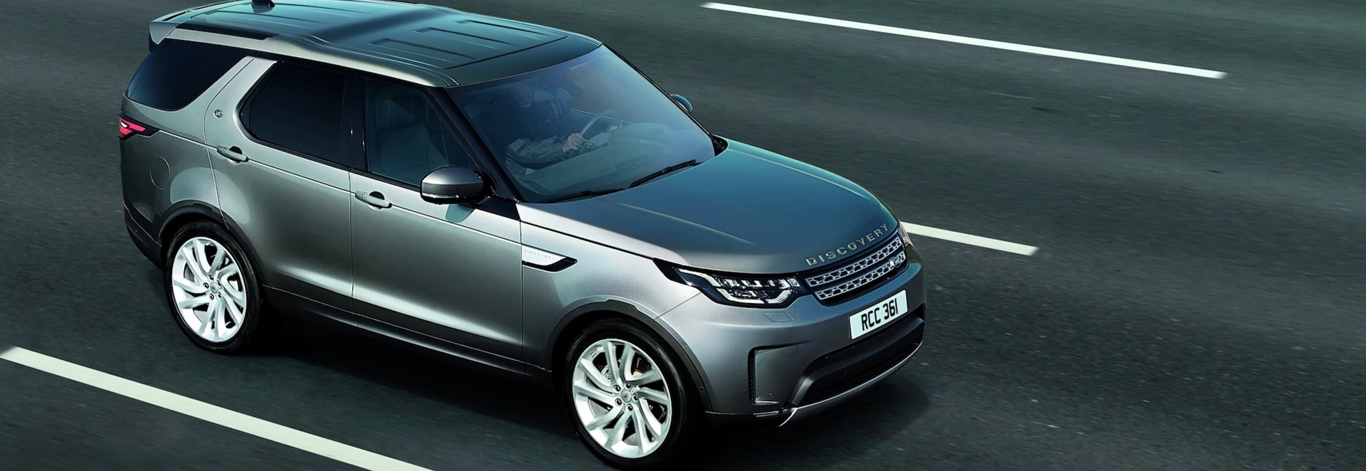 Land Rover reveals Commercial version of the Discovery 
